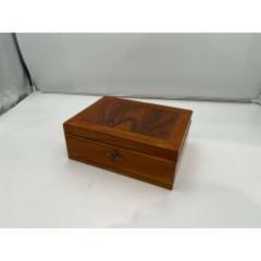 Biedermeier Box Cherry and Walnut Veneer Inlays South Germany circa 1820 - 2737059