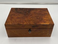 Biedermeier Box Walnut Veneer South Germany circa 1830 - 3424879