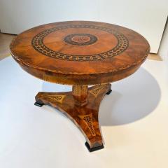 Biedermeier Center Table Walnut Veneer Maple Inlays Germany circa 1830 - 3761599