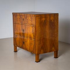 Biedermeier Chest of Drawers in Walnut circa 1820 - 4432122
