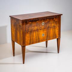 Biedermeier Chest of Drawers in Walnut circa 1820 - 4702550
