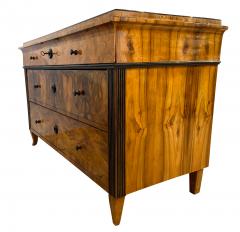 Biedermeier Commode Walnut and Ash Burl Veneer Austria circa 1820 - 1161713