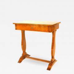 Biedermeier Elm Wood End Table - 1443364