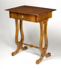 Biedermeier Occasional Table - 479571