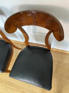 Biedermeier Shovel Chair Walnut Veneer Black Leather Austria circa 1820 - 3711072