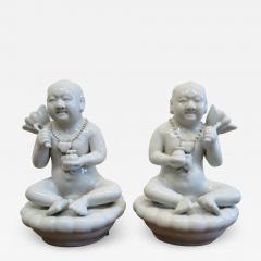 Blanc De Chine Porcelain Pair of Chinese Figures - 2047263