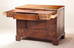 Block Front Chest of Drawers With Writing Slides - 4749036