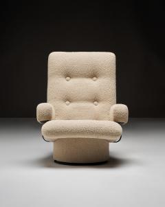 Boucle Swivel Armchair Europe c 1960 - 4493773