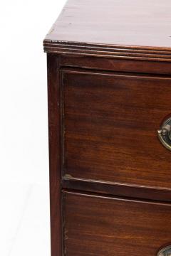 Bow Front Bachelors Chest of Drawers circa 1820s - 1326388