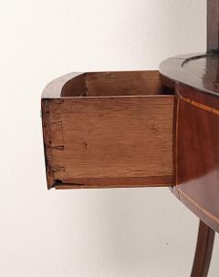 Bowfront Georgian Mahogany Corner Stand circa 1800 - 3954985