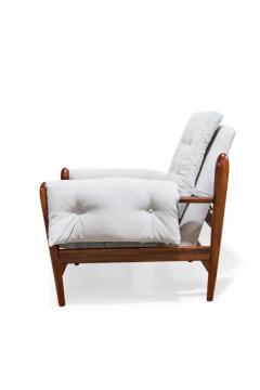Brazilian Modern Armchair in Hardwood Velvet by Liceu de Artes 1960 Brazil - 3193822