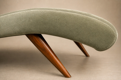 Brazilian Modern Chaise Lounge in Cavi na and Light Aloe Sage Mohair 1950s - 4692470