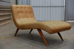 Brazilian Modern Chaise in Hardwood Cream Leatherette Unknown 1950s - 3821315