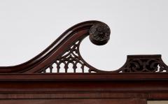 Breakfront Secretary Bookcase circa 1785 - 4645990