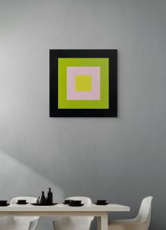 Brent Hallard Colour Orb 17 - 4609768