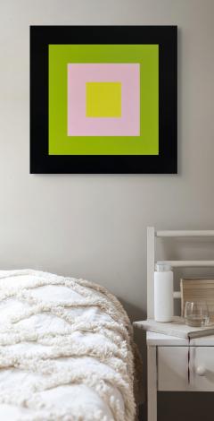 Brent Hallard Colour Orb 17 - 4609769