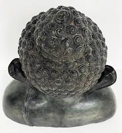 Bronze Thailand Figurative Buddha Sculpture Bust 20th Century with Patina - 3574561