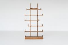 Brutalist shelving unit bookcase in oak Mid Century The Netherlands 1970 - 3724669