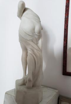 C Viviani Art Deco Female Nude in Sumptuous White Marble - 1149757