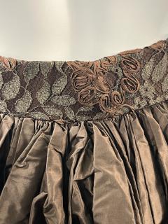 CAROLINA HERRERA DRAMATIC CAROLINA HERRERA BROWN TAFFETA SKIRT WITH EMBROIDERED WAISTBAND - 3746375