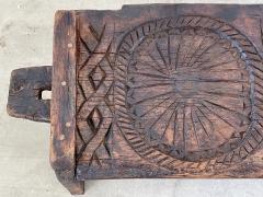 CARVED WOOD TABLE - 2293588