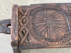CARVED WOOD TABLE - 2293610