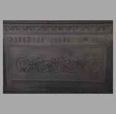 CAST IRON TWO COLUMN PARLOR STOVE WITH EAGLE FINIA - 831865