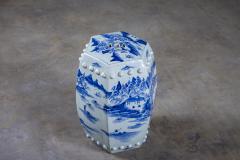 CHINESE BLUE WHITE GARDEN SEAT - 3557238