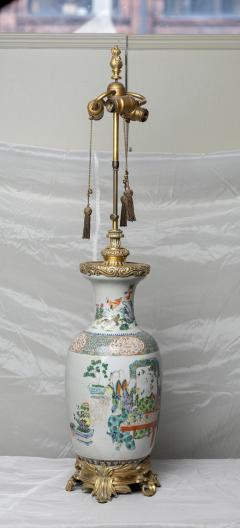 CHINESE FAMILLE VERTE TABLE LAMP - 3023915
