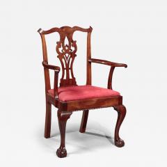 CHIPPENDALE ARM CHAIR - 3590935