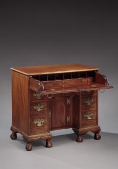 CHIPPENDALE KNEEHOLE DESK WITH BALL AND CLAW FEET AND A CARVED DRAWER - 3632063