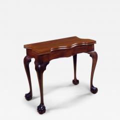 CHIPPENDALE SERPENTINE FRONT CARD TABLE - 3081821