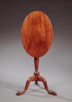 CHIPPENDALE TRIPOD OVAL STAND - 4596597