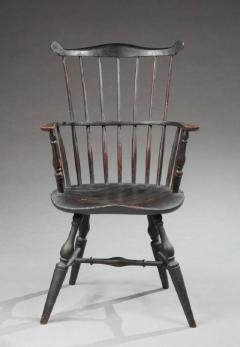 COMB BACK PAINTED WINDSOR ARMCHAIR - 1401164
