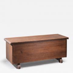 Cabin style pine chest - 3130536