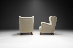 Cabinetmaker Armchairs with Wood Feet Europe first half of the 20th century - 3280766