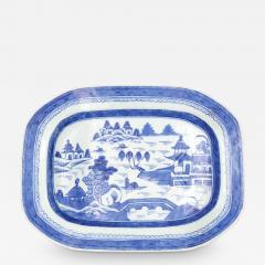 Canton Well and Tree Platter China circa 1860 - 3160938