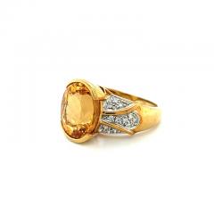 Carat Oval Cut Precious Topaz Curved Round Cut Diamond Ring in 18K - 3515106