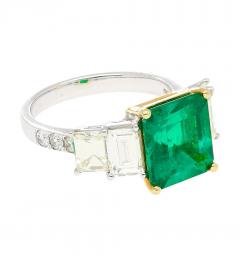 Carat Vivid Green Colombian Muzo Mine Emerald Emerald Cut Side Diamond Ring - 3549694