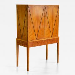 Carl Axel Acking Carl Axel Acking Attributed Cabinet in Elm Oak and Brass SMF Bodafors 1940s - 3330919