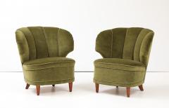 Carl Johan Boman A Pair of Carl Johan Boman Club Chairs Circa 1940 50 - 3932516