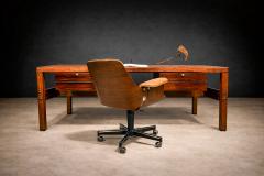 Carlo Fongaro Dinamarquesa Armchair in Rosewood Leather Carlo Fongaro 1970s - 4546829