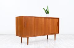 Carlo Jensen Danish Modern Teak Credenza by Carlo Jensen for Hundevad - 3379834