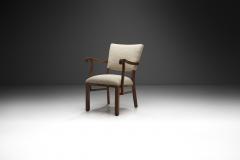 Carved Oak Accent Chair Europe 1930s - 2891363