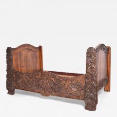 Carved walnut bed end of 19th century  - 4562516