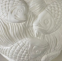 Ceramic Incised Bulbous Table Lamp with Japanese Swimming Fish Motif Mid Century - 2556090