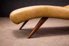 Chaise lounge in Hardwood and Faux Leather Unknown 1960s - 4579587