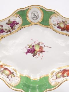 Chamberlains Armorial Oval Dish England circa 1780 - 2791410