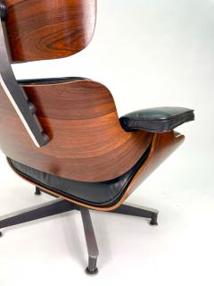 Charles Eames 2nd Generation Eames Lounge Chair Ottoman in Brazilian Rosewood and Leather - 3166280
