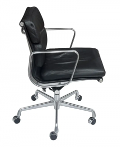 Charles Eames Charles Eames for Herman Miller Aluminum Group Office Chair in Black Leather - 3070119